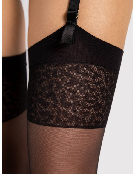 Sexy Damenunterwäsche in Form von hüfthohen Strümpfen
