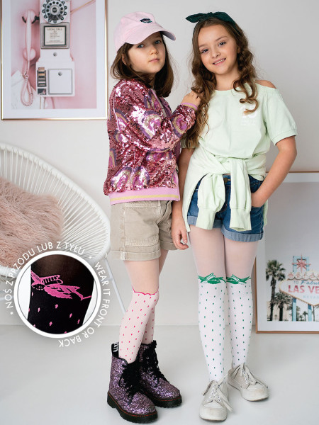 Strumpfhosen für Mädchen als gepunktete Socken